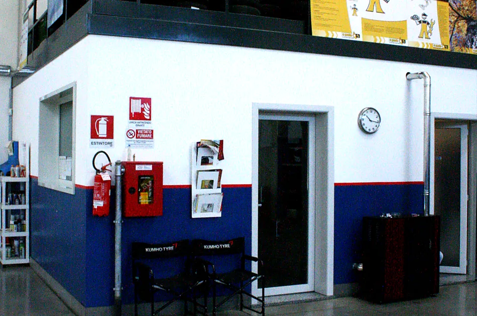 Area accettazione clienti dell'officina Bolgauto a Telgate